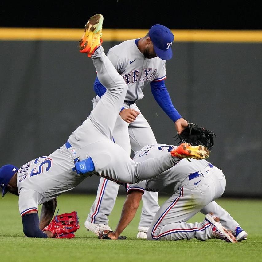 Texas Rangers Fail to Clinch Playoff Berth After Seattle Mariners Walk-Off  Win - Sports Illustrated Texas Rangers News, Analysis and More