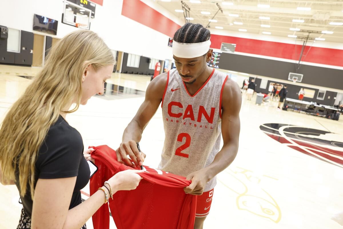 Canada s Gilgeous Alexander the guy bringing the group together