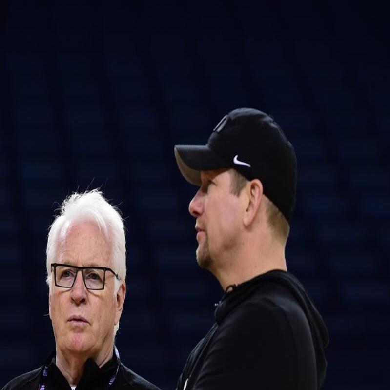 Raptors physio guru Alex McKechnie brings NBA championship trophy home to  B.C.