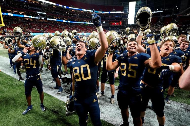 Sims sparks Ga. Tech to 4522 upset of No. 21 North Carolina