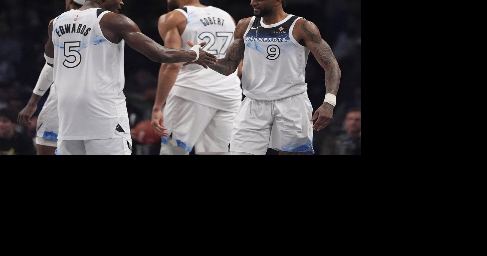 Edwards shakes off injury scare and scores 28 points to lead ...