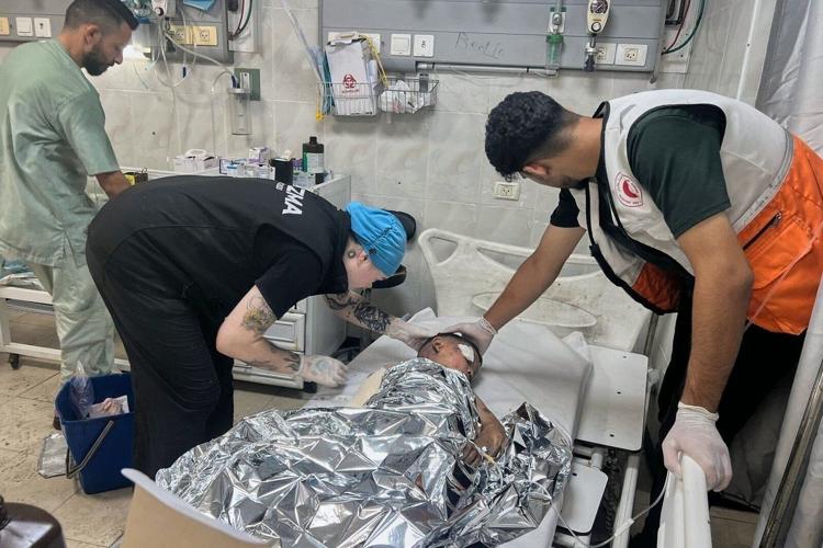An American nurse in Gaza City films a hospital's collapse as Israeli forces surround it