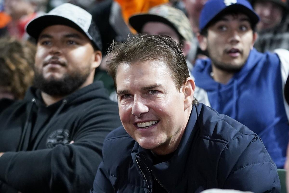 Leave Tom Cruise's face alone — he's getting the same catty