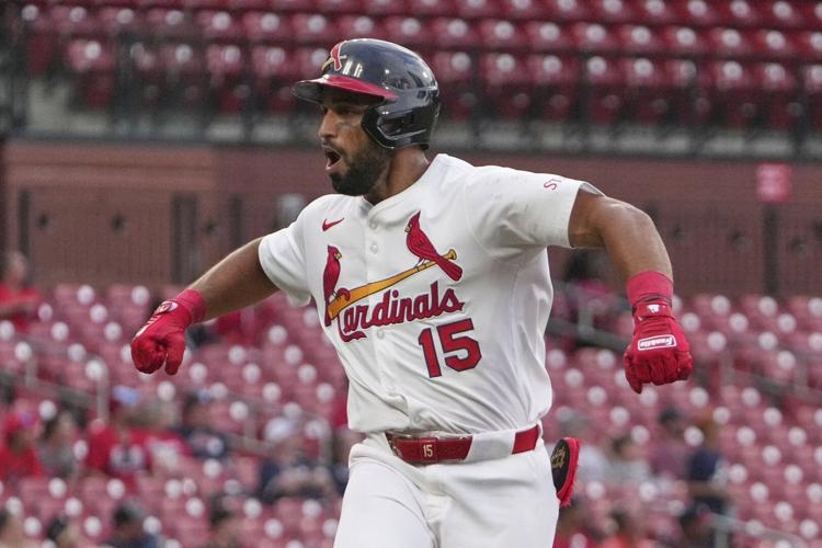 Fermín hits first major league homer to break tie in the Cardinals' victory over the Braves