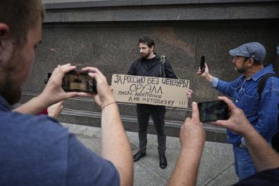 How Russia reins in the internet by blocking websites and isolating it from the rest of the world