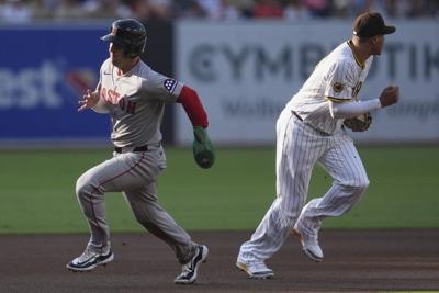 Red Sox score go-ahead run on Machado's failed hidden ball trick