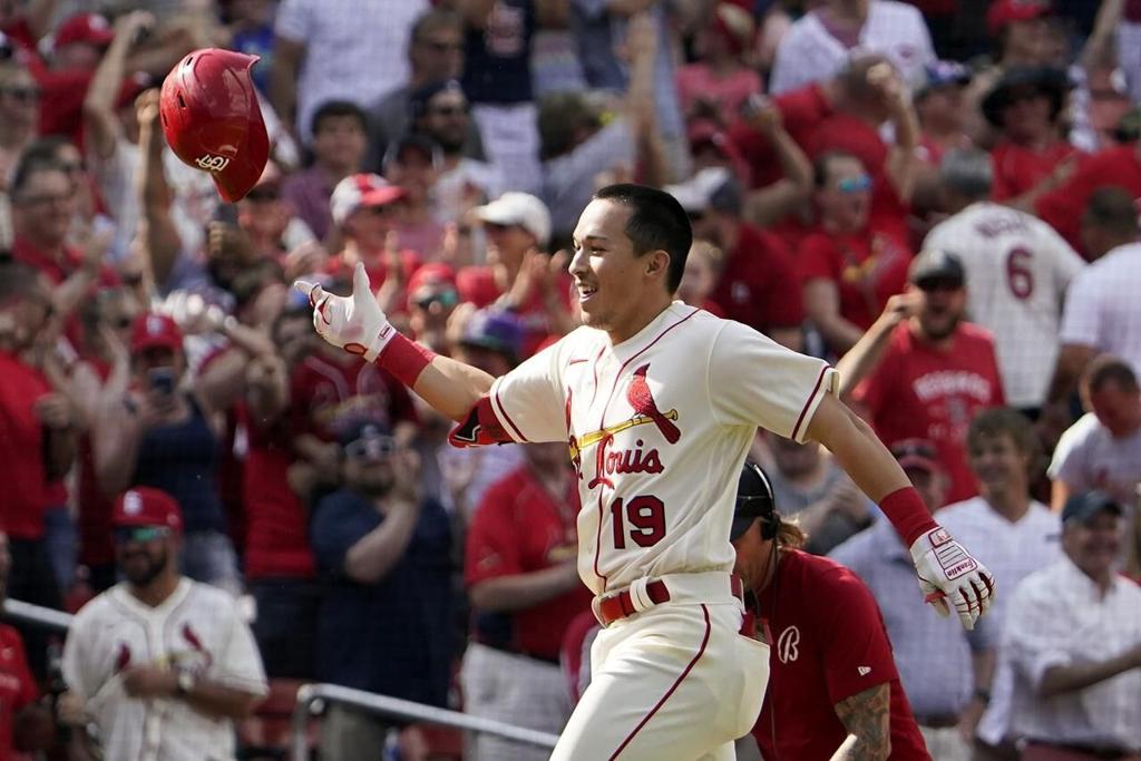 Wong gone: Kolten's walk-off home run lifts Cardinals, 5-4