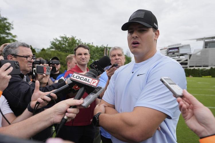 Contract squabbles are the top NFL storyline as teams kick off training camp