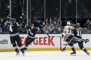 Dylan Guenther scores twice, leads Utah to 5-2 win over Chicago