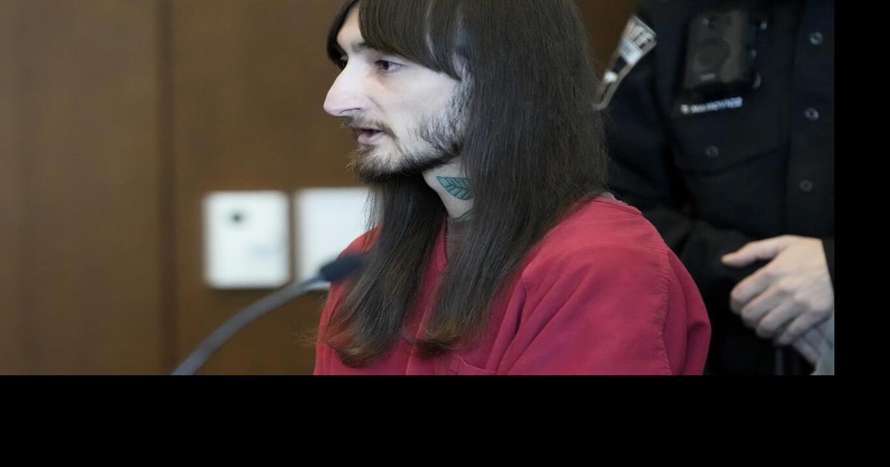 Father of July 4th Illinois parade shooting suspect released early from ...