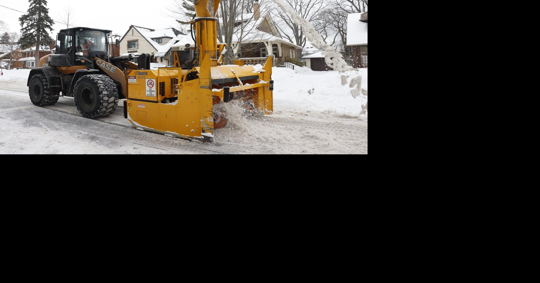 Why can’t Toronto remove snow like Montreal? The answers may surprise you