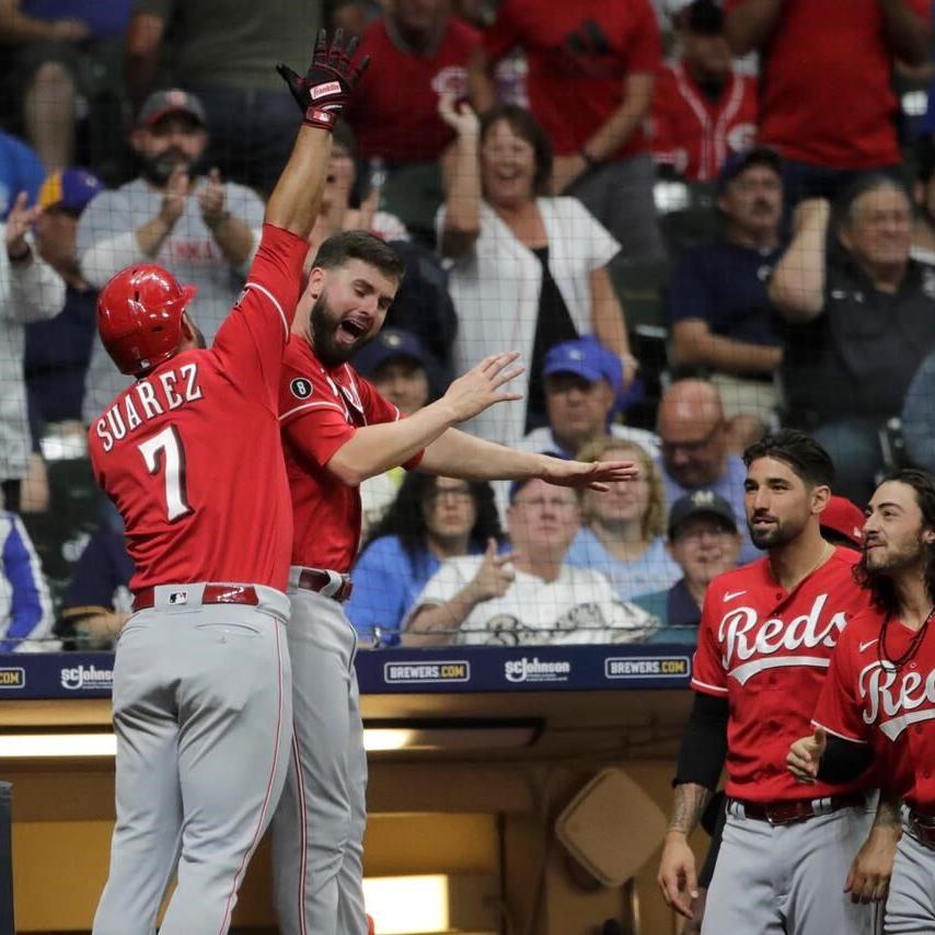 Reds 6, Brewers 3: Suarez's big swing lifts Cincinnati