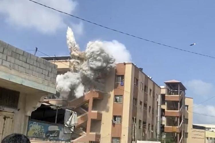Takeaways from AP reporting on Israeli strike on Gaza hospital that killed journalists and medics