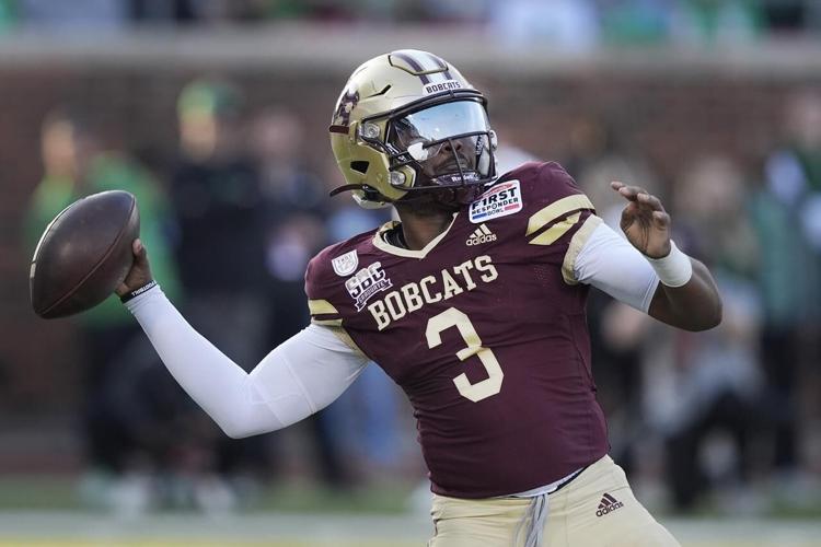 Lincoln Pare rushes for a 73yard TD late and Texas State beats North