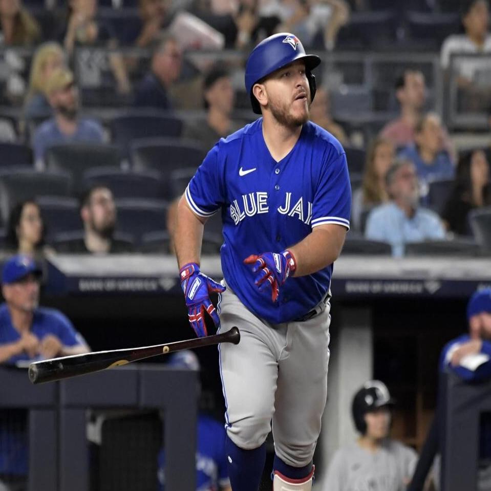 Rebuilding Blue Jays can afford to be patient with Lourdes Gurriel Jr.