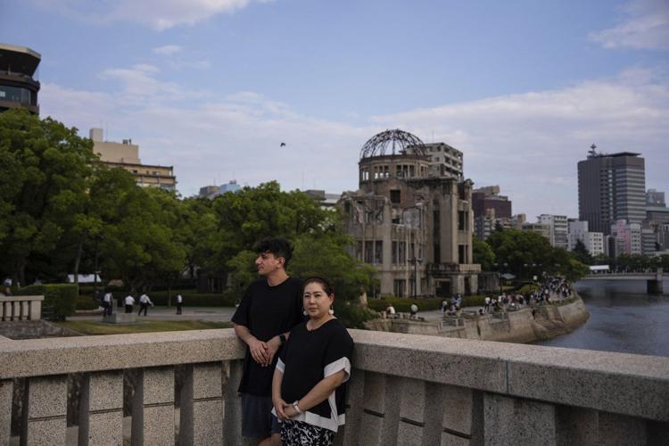 The grandchildren of 2 men who experienced both A-bomb attacks 80 years ago now work for peace