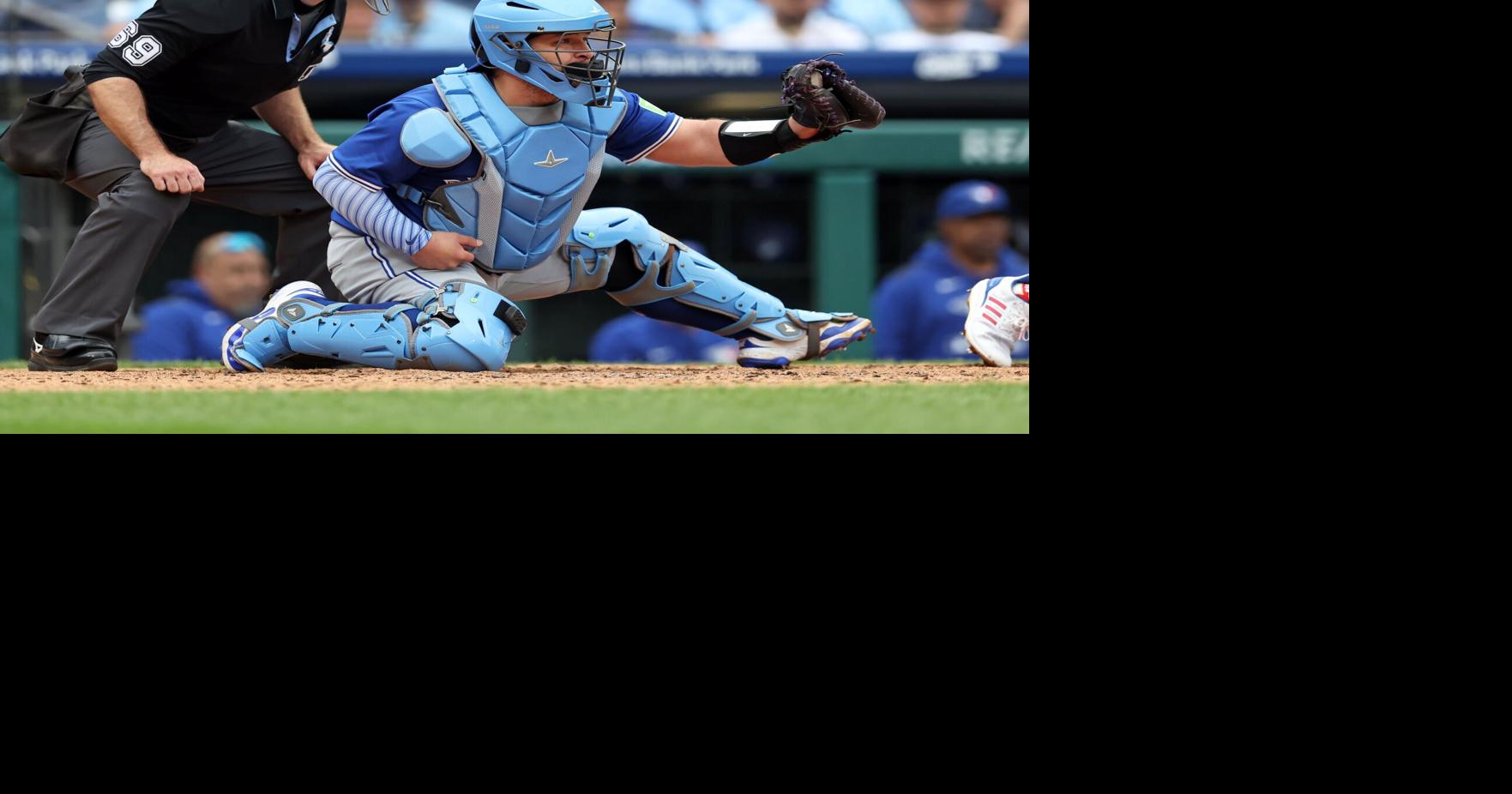 There's a good coach behind every great defensive catcher. Ask the Blue Jays' Alejandro Kirk