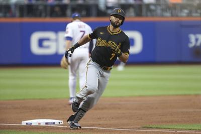 Family ties: Kiner-Falefa homers after meeting his 2nd cousin for the 1st time, Ralph Kiner's son