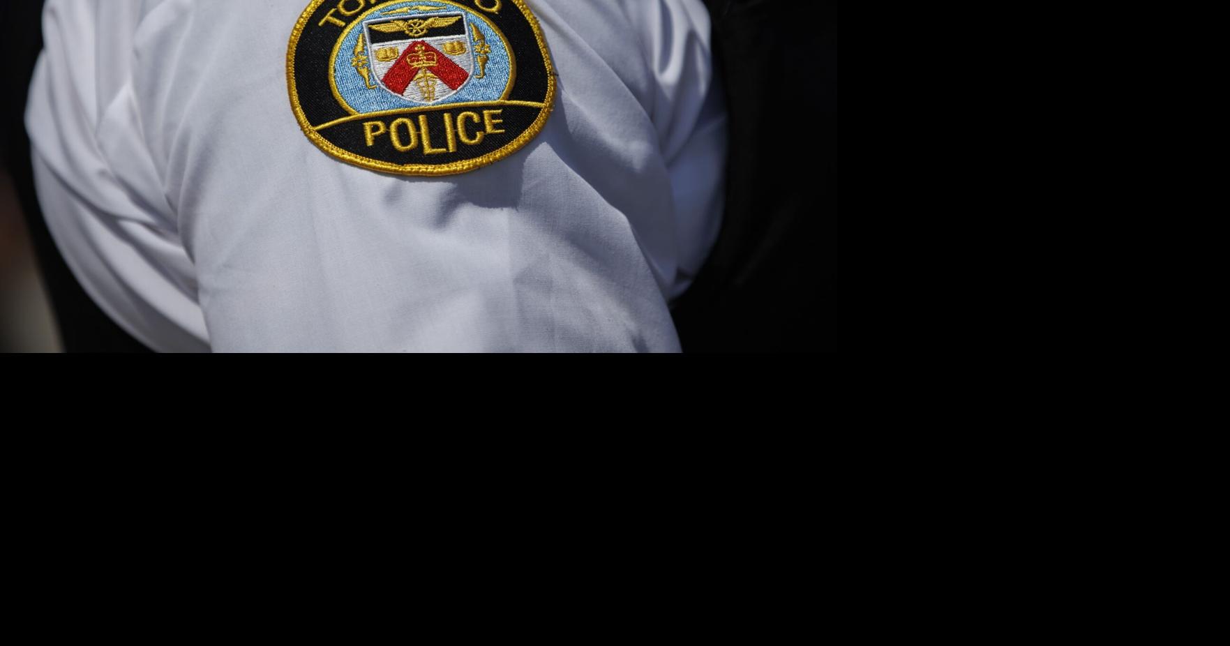 Man injured in stabbing inside Toronto highrise