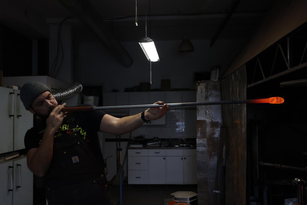 Netflix's 'Blown Away' breathes life into glassblowing