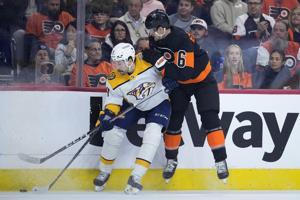 Philip Tomasino scores twice, Predators beat Flyers 4-2