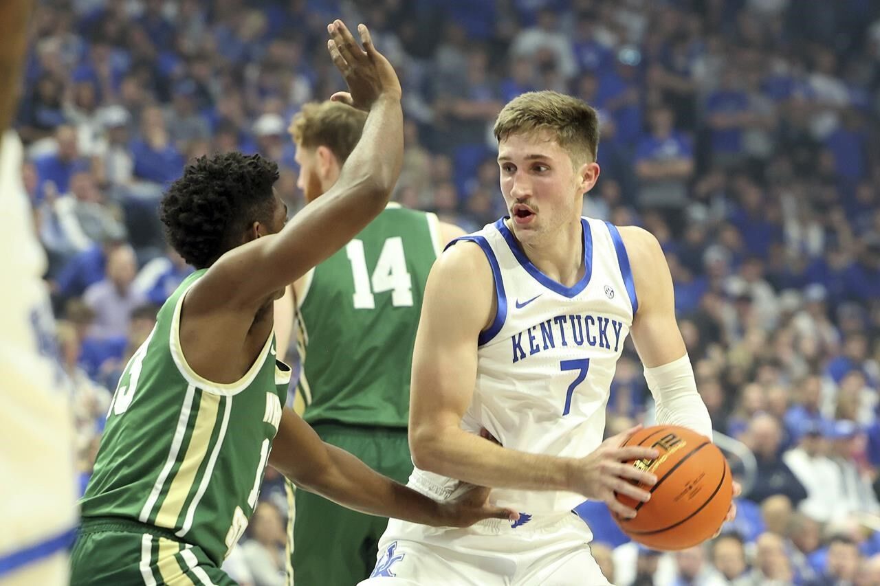 Oweh Scores 21, No. 23 Kentucky Routs Wright State 103-62 In Mark Pope ...