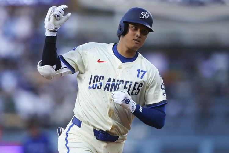 Ohtani hits 40th homer and Snell overpowers Blue Jays as Dodgers romp to 9-1 rout