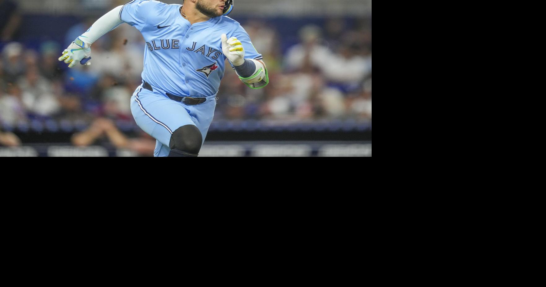 Blue Jays keep finding ways to win, the latest in 12 innings