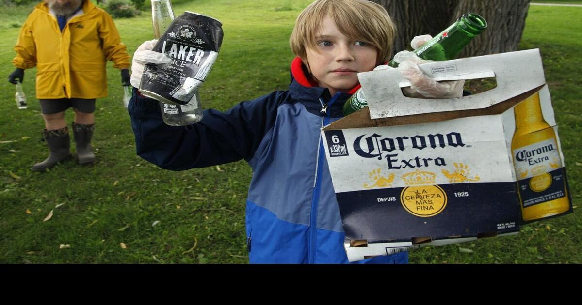 Photos Great Canadian Cleanup returns to Little Lake in Peterborough