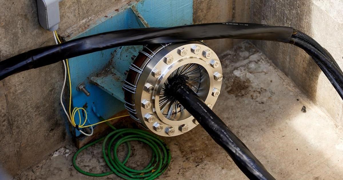 Climate solutions: 2 kinds of ocean energy inch forward off the Oregon coast
