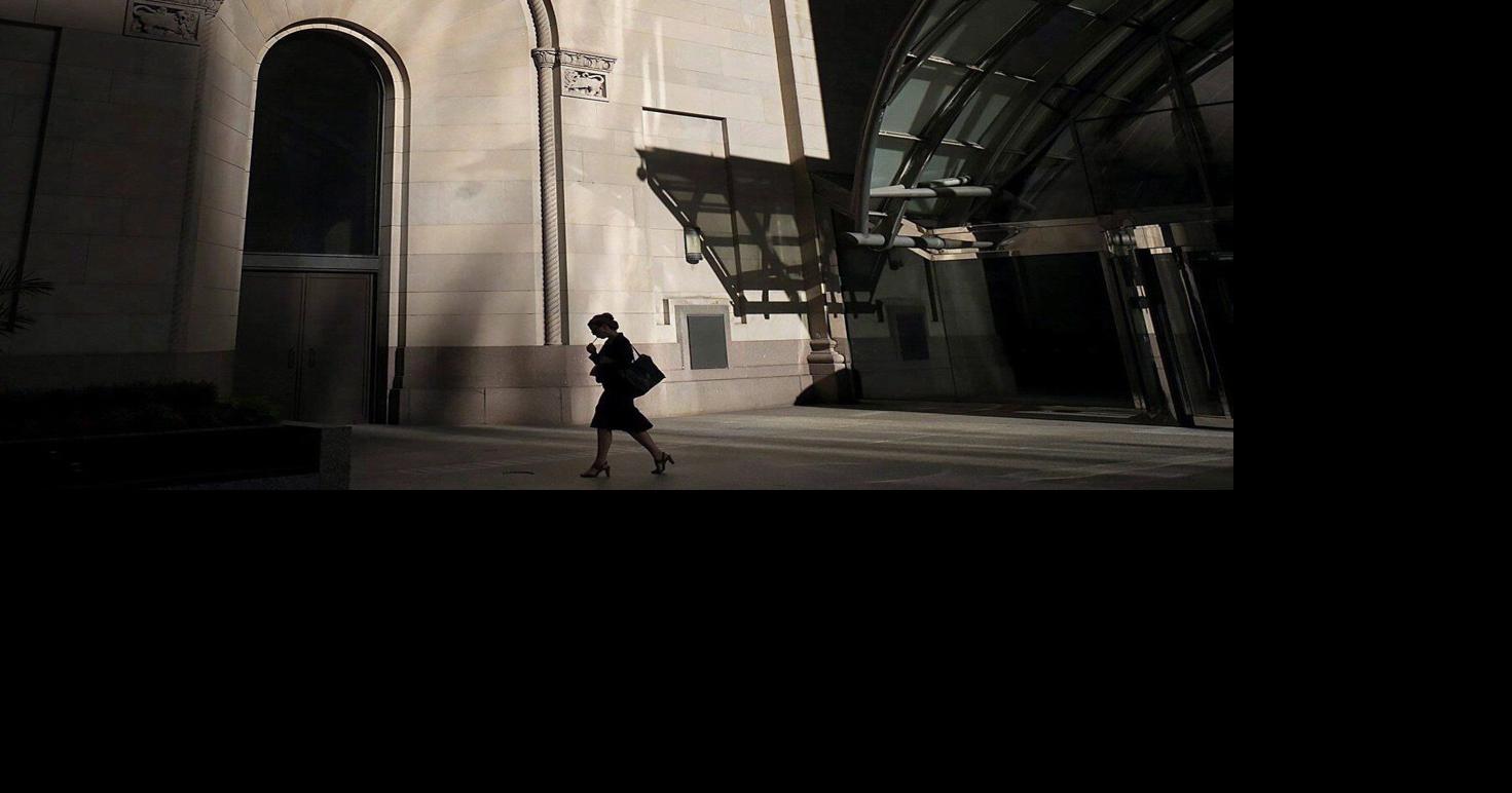 Women less likely than men to have access to flexible work arrangements: survey