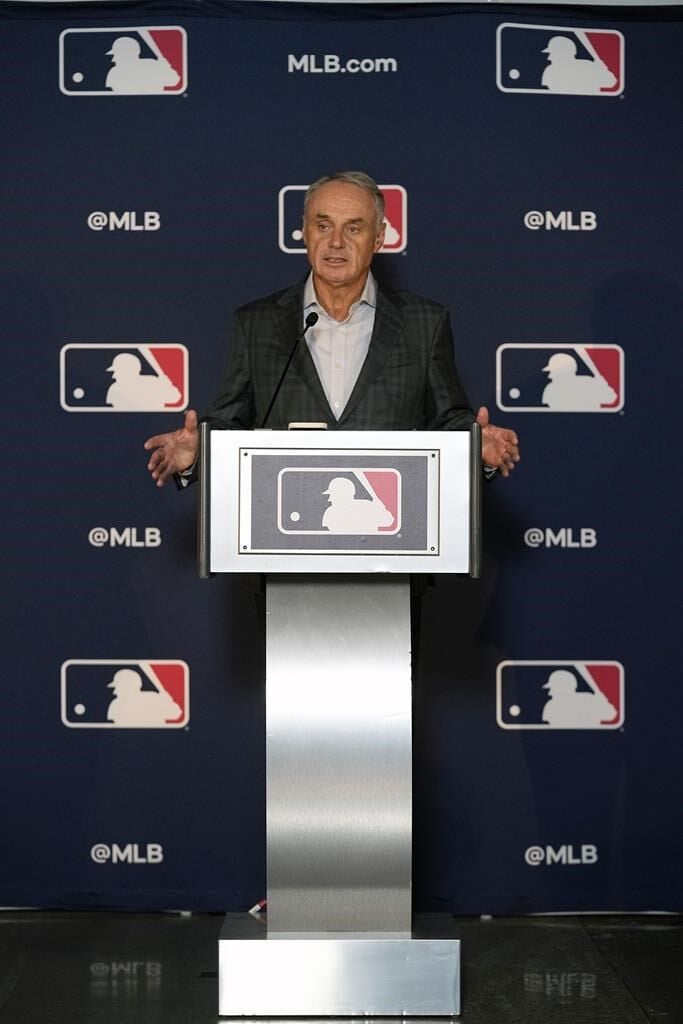 MLB Owners Approve A’s Move From Oakland To Las Vegas, With A New ...