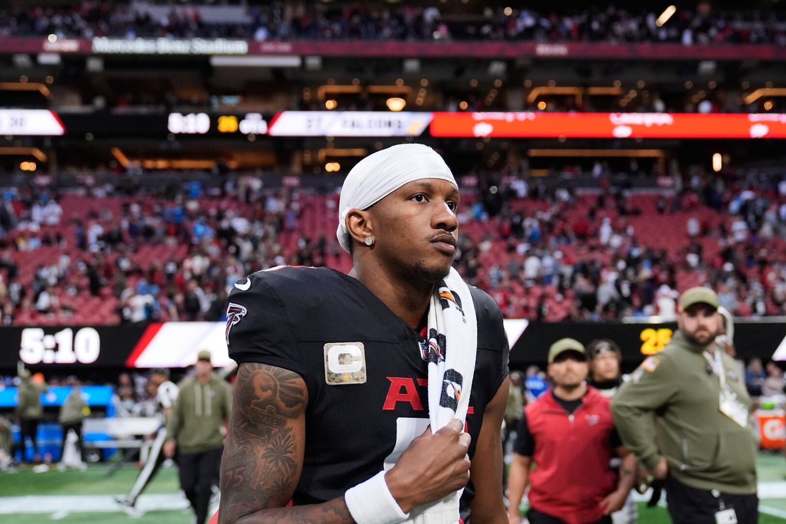 Falcons quarterback Penix will have season-ending knee surgery, leaving ...