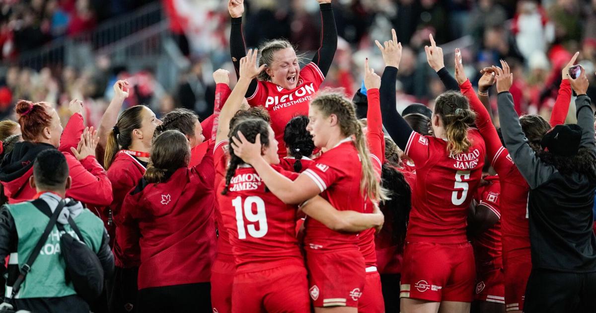Canadian women’s rugby team stuns Red Roses before record crowd at BMO ...