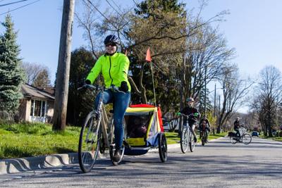 NL_bike bus_0002.JPG