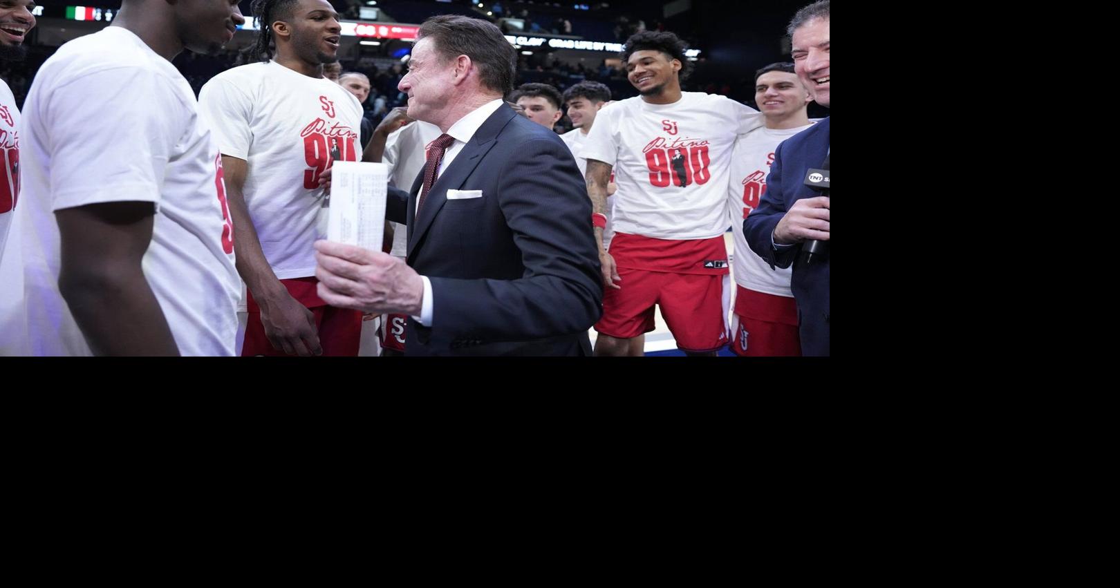 Rick Pitino honored by St. John&rsquo;s for reaching 900 career wins