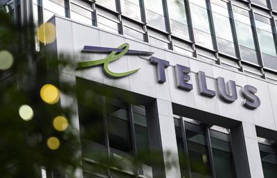 Telus reports Q1 profit up from year ago, raises quarterly dividend