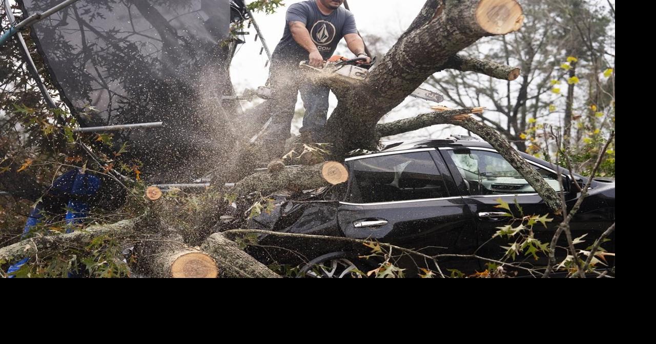4 killed in a storm system that spawned tornadoes across the southern U.S.