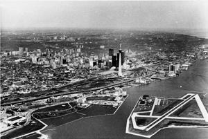 Toronto Skyline 1975 Micallef.JPG