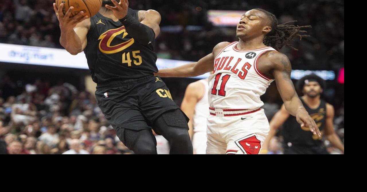 Cavs improve to 14-0 as Mitchell scores 37 in win over Bulls