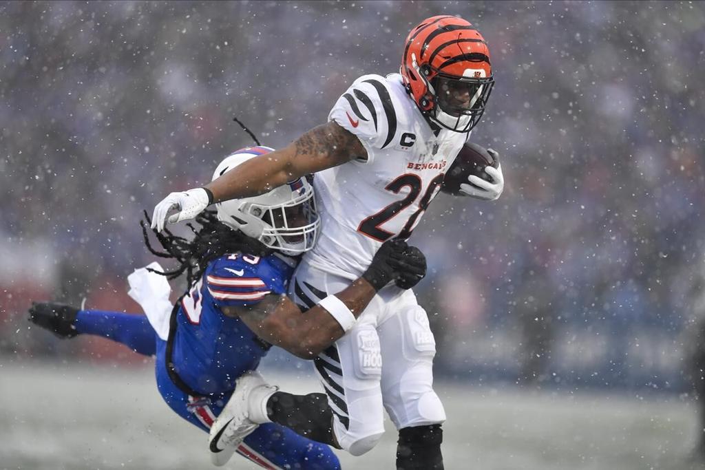 Buffalo Bills eliminated from playoffs with 27-10 loss to Cincinnati