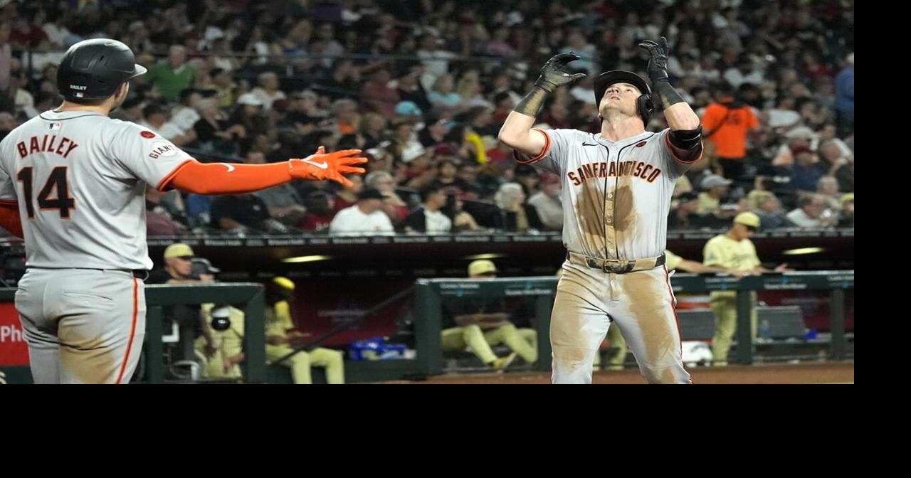 Giants hit 5 homers, continue run against playoff contenders with 11-0 win over Diamondbacks