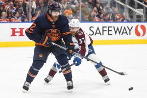 Keith, Chara, Thornton, Mogilny, Botterill, Decker named to HHOF