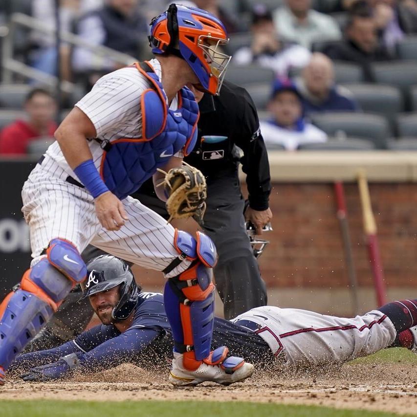 Adam Duvall gets key hit as Braves beat Mets 9-2