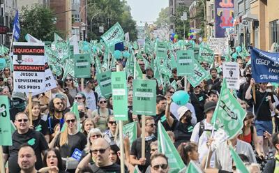 Quebec public sector workers march in Montreal amid stalled contract talks