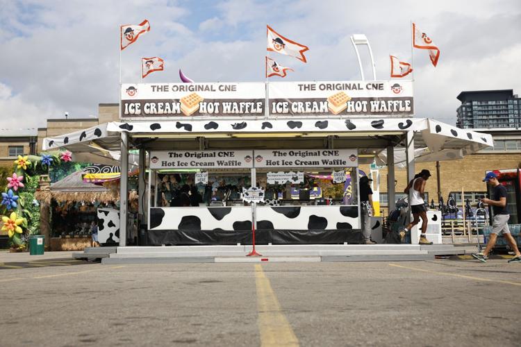 Classic CNE Bracket Winner: Ice Cream Waffle Sandwich wins