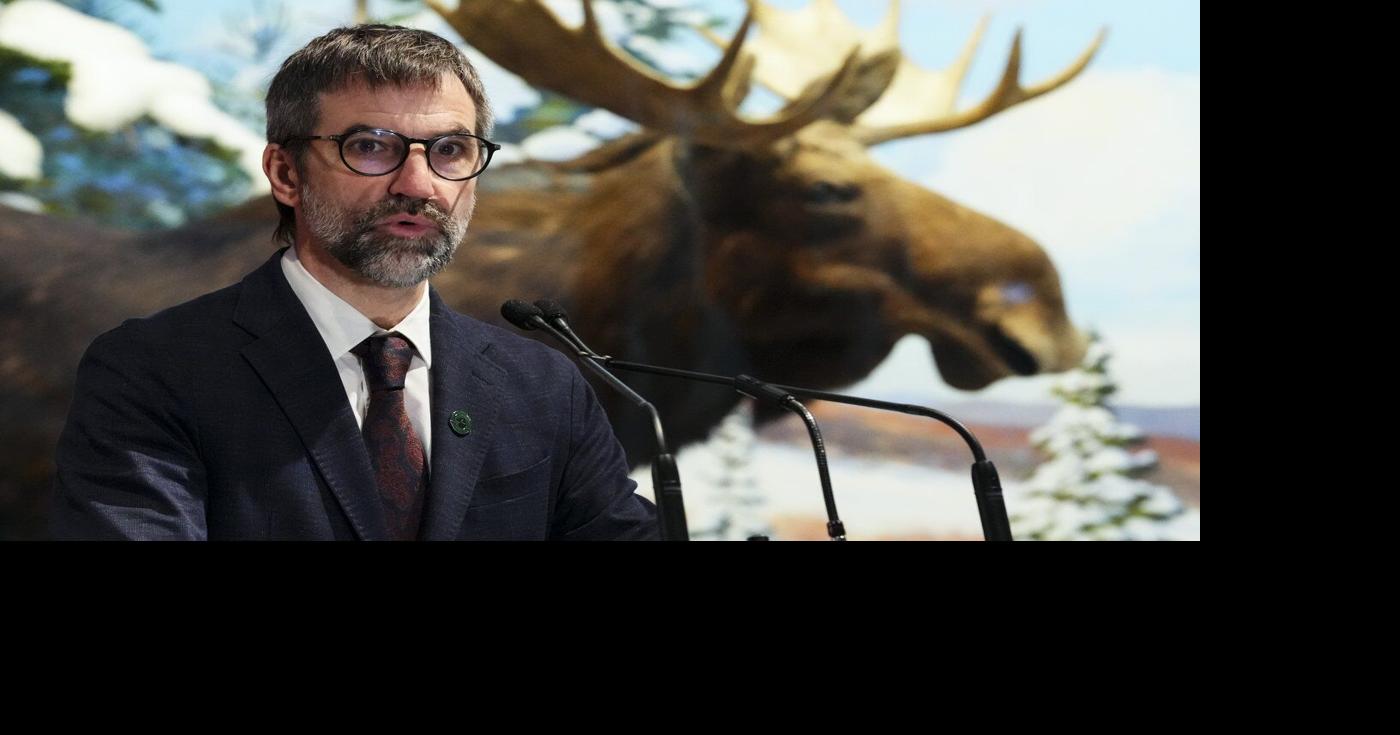 Politicians react to Steven Guilbeault's resignation from Liberal party
