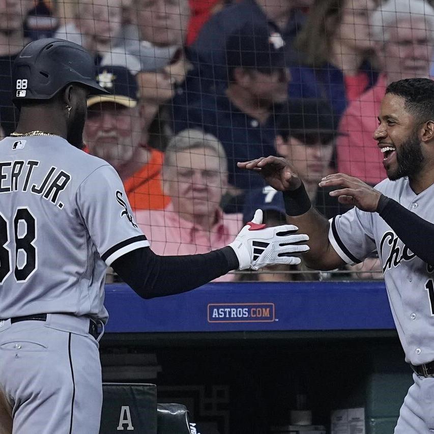 Robert, Moncada power White Sox past Astros 6-3 - Newsday