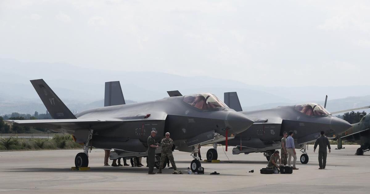 Trudeau government does about-face with $19-billion deal to buy F-35 fighter jets - Toronto Star