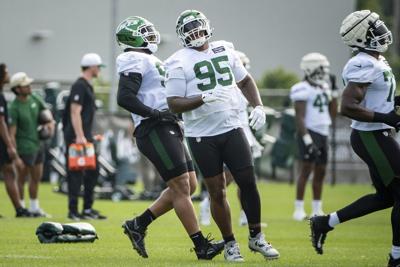 Jets' Quinnen Williams is sidelined with a calf injury and expected to miss 1-2 weeks